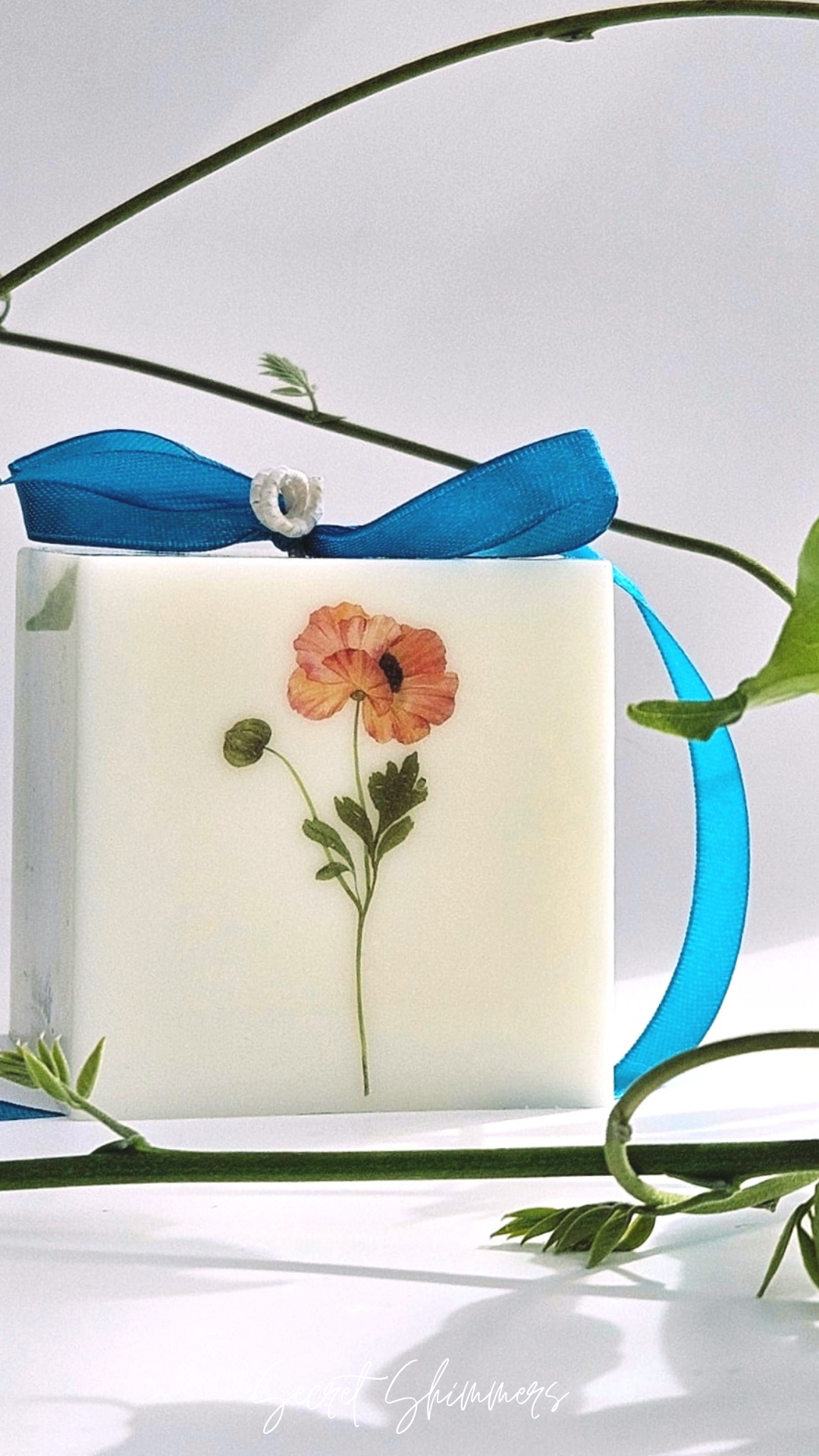 Beach Paradise Bloom Cube Candle | Printed Cubed Pillar Candles