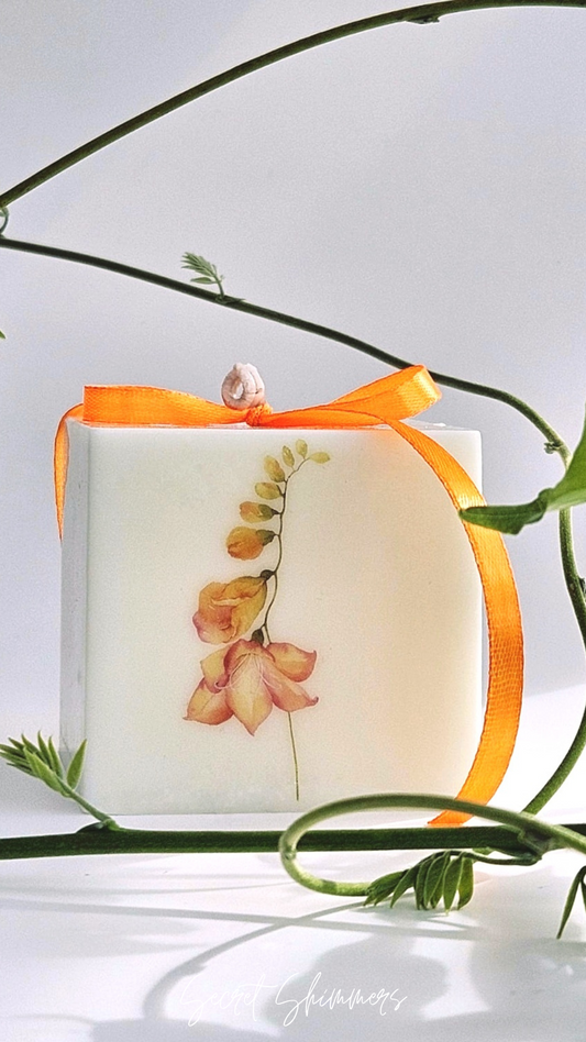 Freesia & Pear Bloom Cube Candle | Printed Cubed Pillar Candles